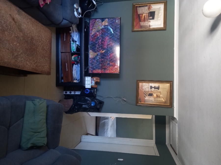 2 Bedroom Property for Sale in Mfuleni Western Cape